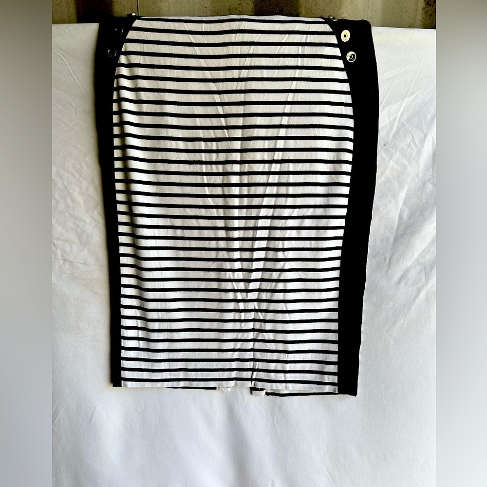 White House Black Market Pencil Skirt